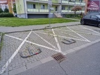 Parkovací stání - Olomouc - Peškova